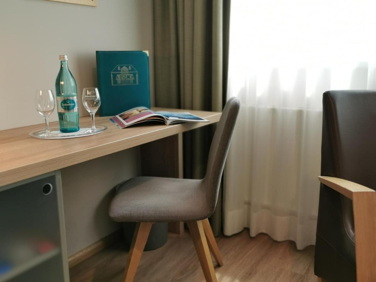 Hotel Alpha Nuremberg ภายนอก รูปภาพ