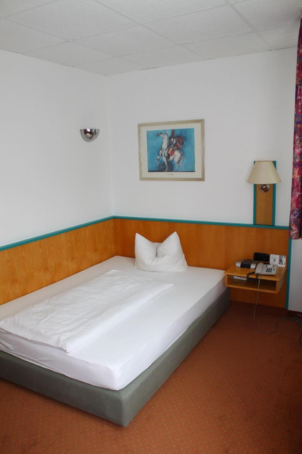 Hotel Alpha Nuremberg ห้อง รูปภาพ