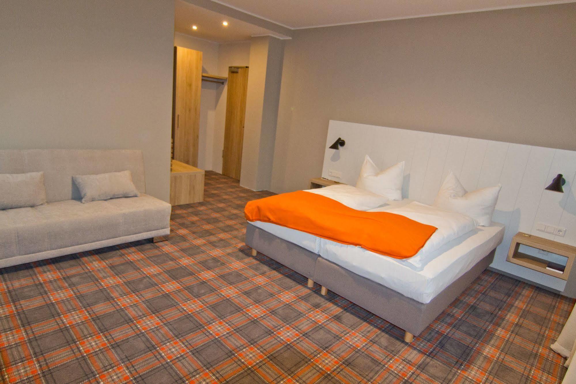 Hotel Alpha Nuremberg ภายนอก รูปภาพ